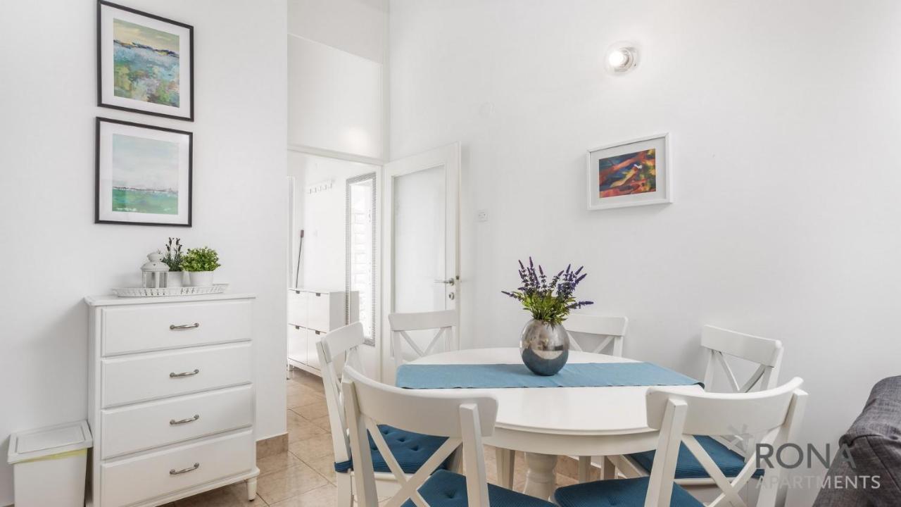 Rona Apartment Flower 1 And Flower 2 Novalja Luaran gambar